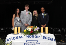 National Honor Society Inducts Juniors